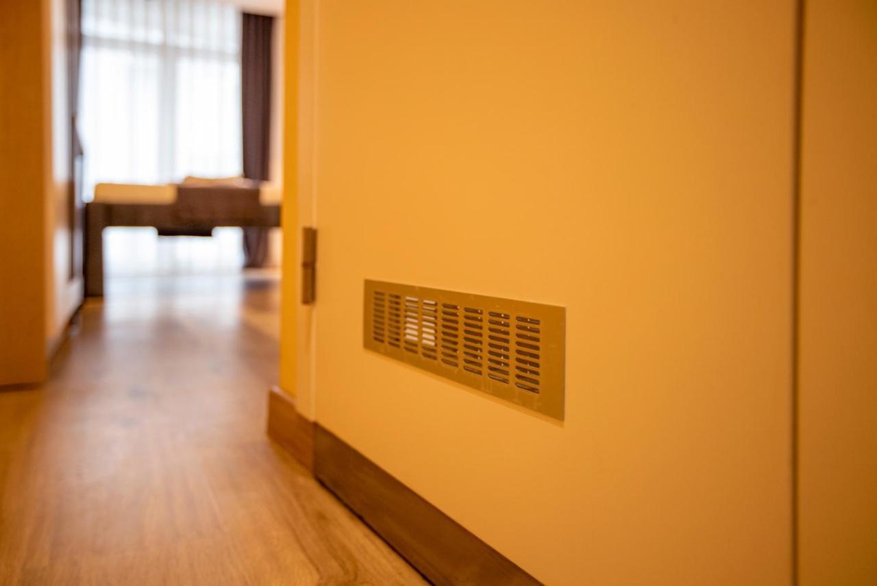 Hotel 4 Llulla Приштина Экстерьер фото